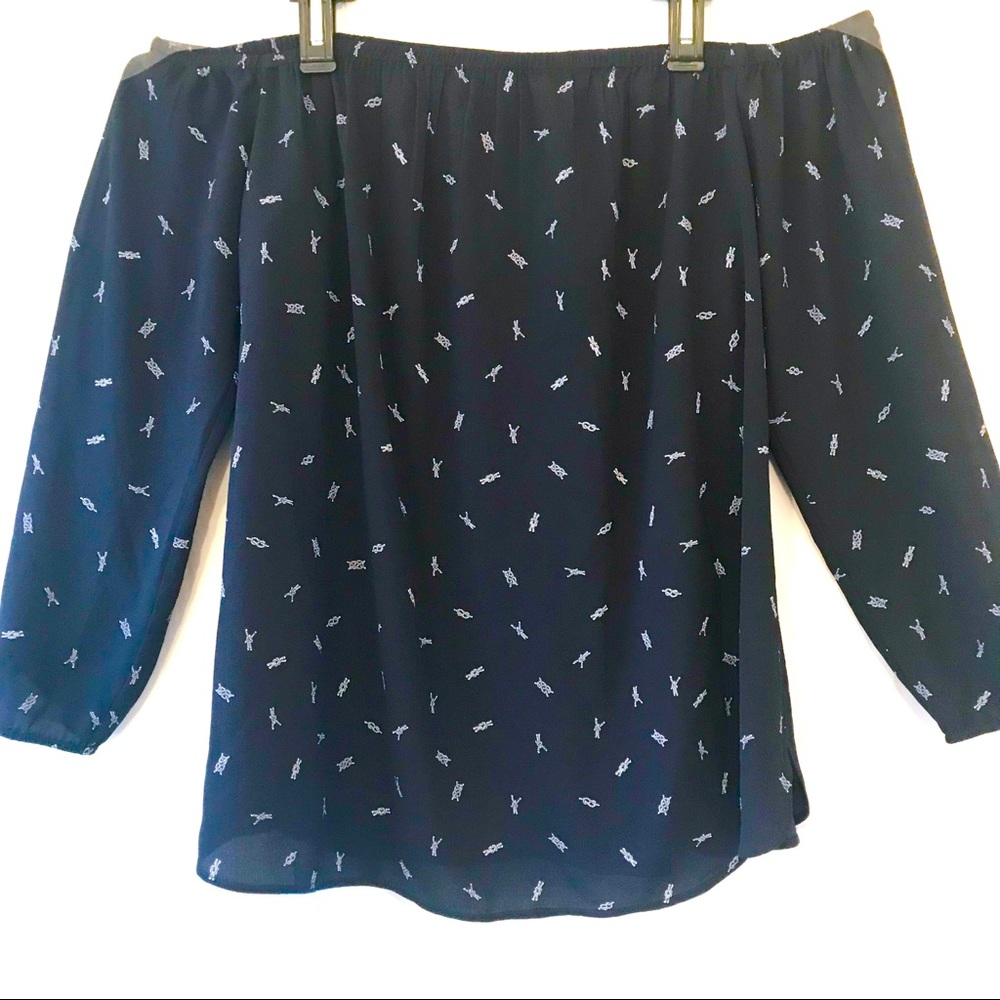 DANIEL RAINN NWT Cold Shoulder Navy Blouse